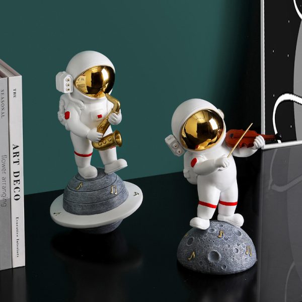 Astronaut spaceman figurine