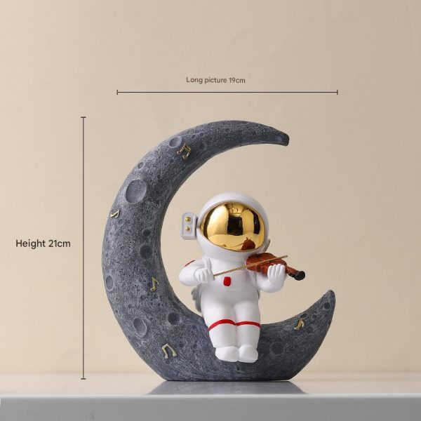 Astronaut spaceman figurine