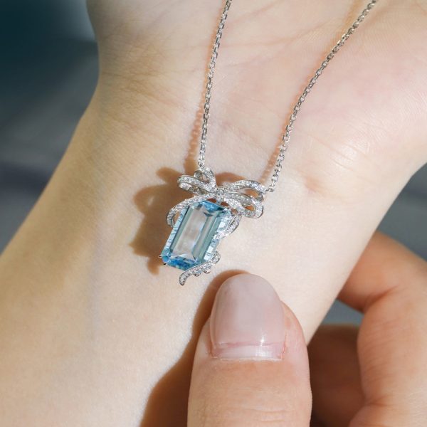 New Japanese necklace aquamarine pendant light luxury niche design blue bow crystal jewelry for women