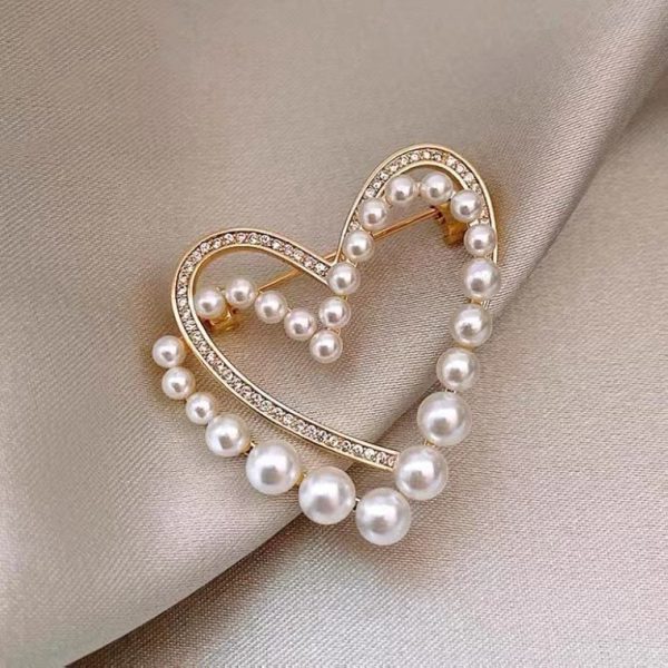 Pearl Hollow Heart Brooch